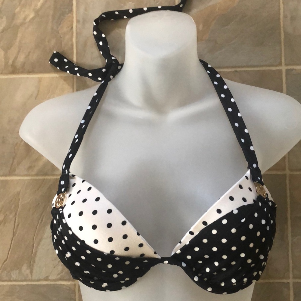 Victoria’s Secret bikini top 34C